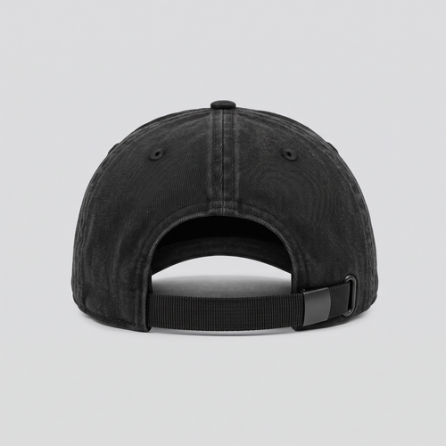 Casquette noire, vue de dos